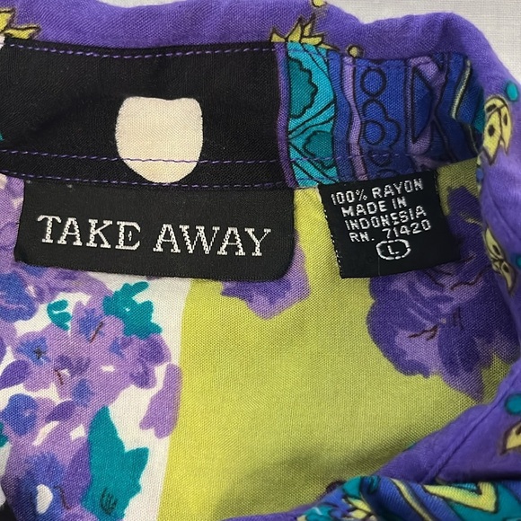 Vintage Take Away Printed Short Sleeve Button Down Blouse - Picture 10 of 10